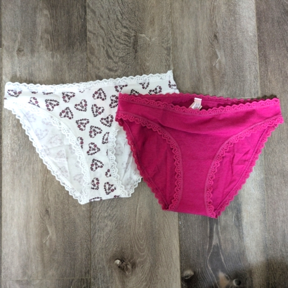 NWT Victoria's Secret Women's 2pc Pink and White Lace Trim Bottoms - Size S